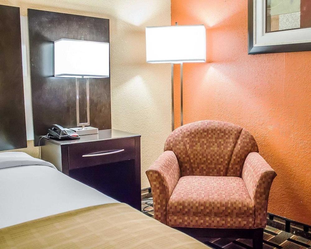 Baymont By Wyndham Scranton Dunmore Zewnętrze zdjęcie